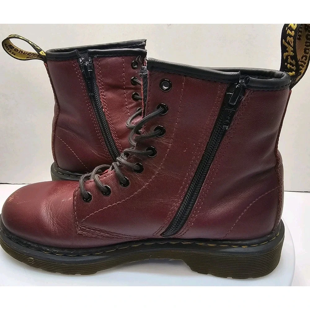 Dr Martens Docs Youth Kids Size 3 Boots  Cherry Red Leather Combat‎ Boots 1460J